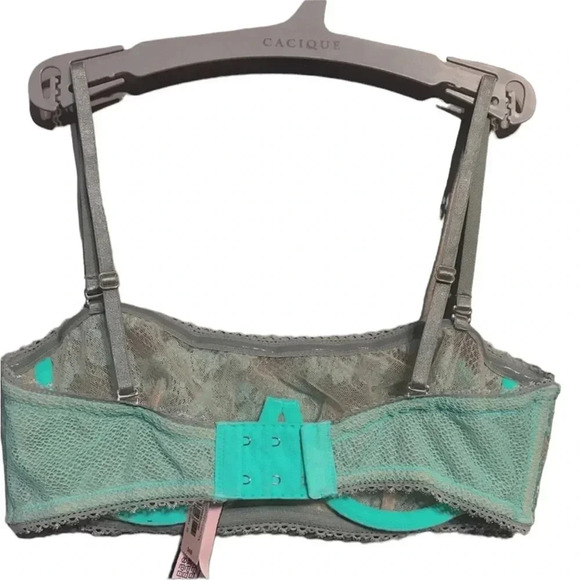 NWT VS Lace Detachable Straps Unlined Bralette - Picture 3 of 6